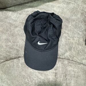 Nike Black and White Sports Cap